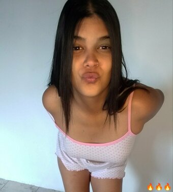 sofia_only18 Nude Leaks Photo 25