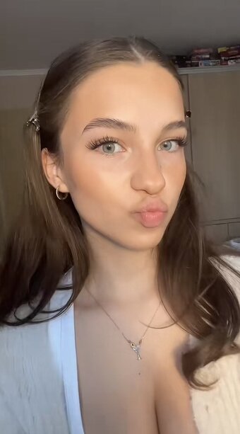 Sofia Pop / sofiasofiapop Nude Leaks Photo 8