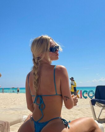 Sofia Solei / https: / itssofiasoleil / sofiasolei / sofisolei Nude Leaks Photo 7