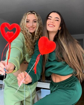 Sofia_surferss Nude Leaks Photo 18