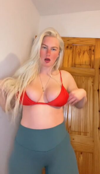 Sofia White / soofiaawhite / white-sofia Nude Leaks OnlyFans Photo 3