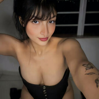 Sofia Zahir / https: / sofia_zahir / sofiazahiroficial Nude Leaks Photo 3