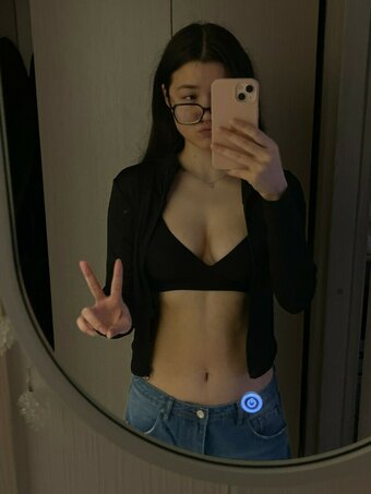 sofiaaa.park / Lilylilx Nude Leaks Photo 6