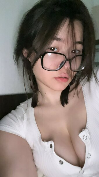 sofiaaa.park / Lilylilx Nude Leaks Photo 13