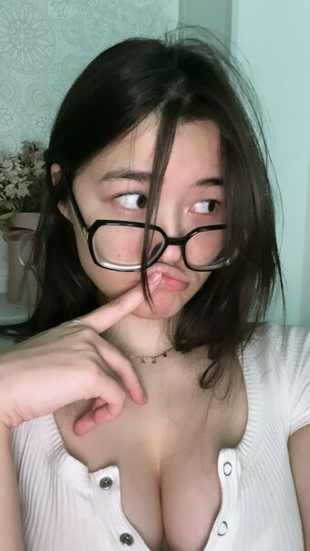 sofiaaa.park / Lilylilx Nude Leaks Photo 16