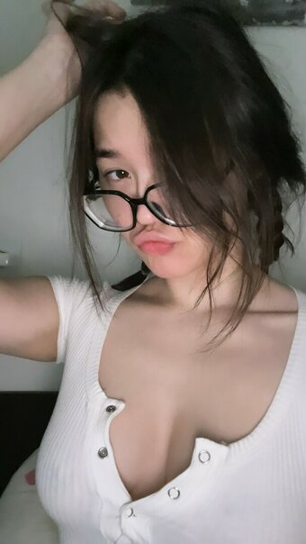 sofiaaa.park / Lilylilx Nude Leaks Photo 20