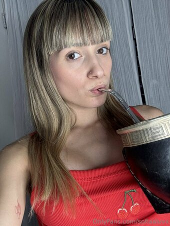 sofiaaluvx Nude Leaks Photo 6