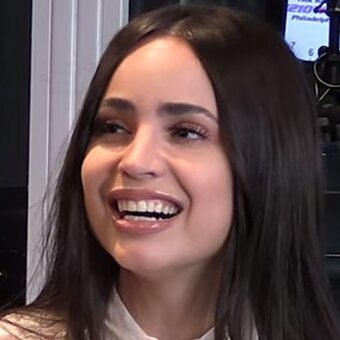 SofiaCarson Nude Leaks Photo 7