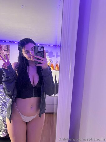 sofiahollis Nude Leaks Photo 5