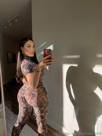 sofialoco18 / sofyloco Nude Leaks OnlyFans Photo 7