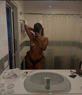 Sofiamabel Nude Leaks OnlyFans Photo 5