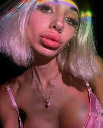 sofiamasiii / sofiabarbiee Nude Leaks OnlyFans Photo 1