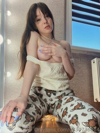 sofiamour / KylieFreeOF / betaibasa Nude Leaks OnlyFans Photo 12