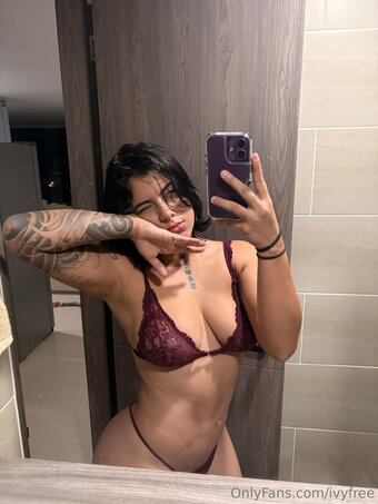 sofiapeachfree Nude Leaks Photo 8