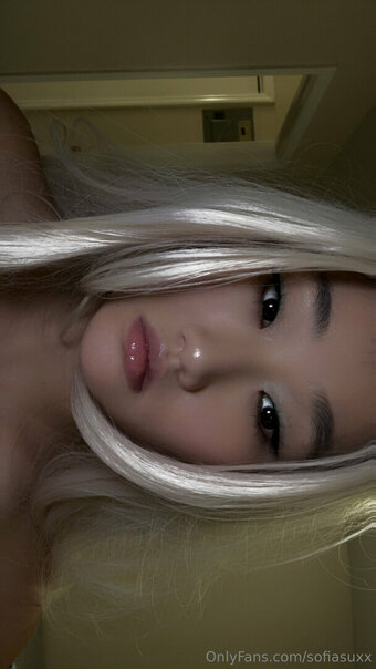 sofiasuxx Nude Leaks Photo 11