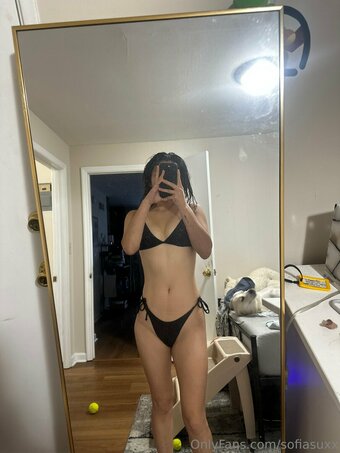 sofiasuxx Nude Leaks Photo 14
