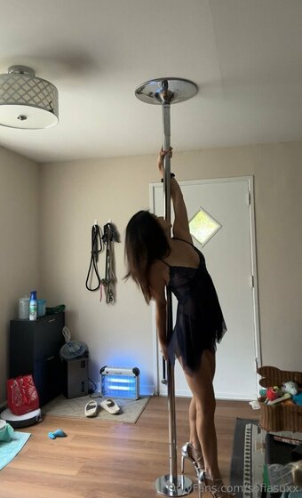 sofiasuxx Nude Leaks Photo 22