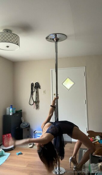 sofiasuxx Nude Leaks Photo 24