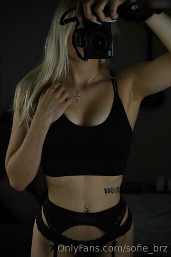 Sofie_brz Nude Leaks OnlyFans Photo 5