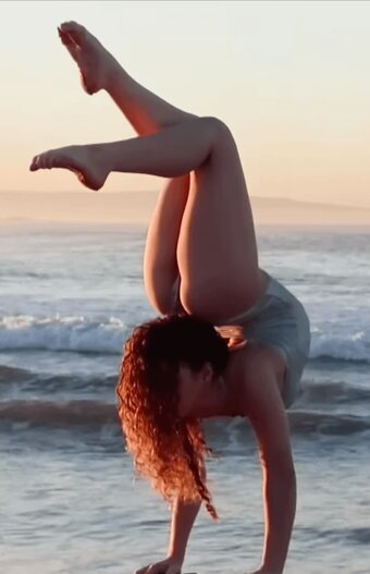 Sofie Dossi / sofiedossi Nude Leaks Photo 1