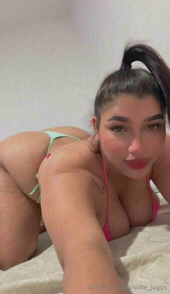 sofie_juggs Nude Leaks Photo 2