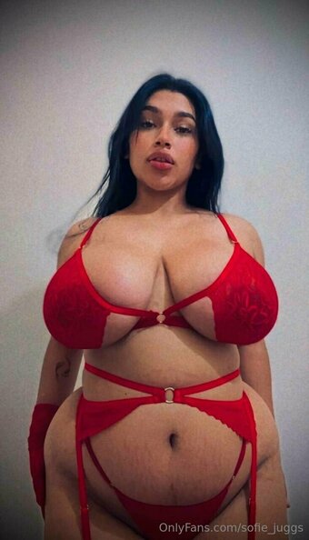 sofie_juggs Nude Leaks Photo 13