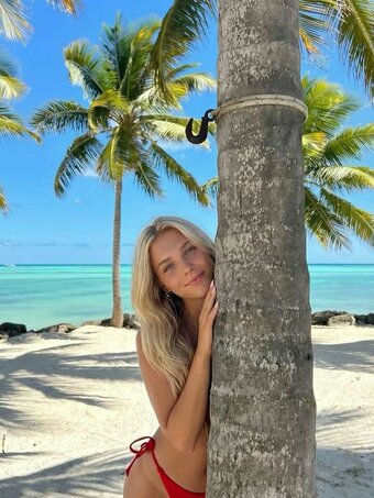 Sofie Lindholm / https: / lindholmsofie / sofielindholm1 Nude Leaks Photo 4