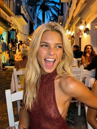 Sofie Lindholm / https: / lindholmsofie / sofielindholm1 Nude Leaks Photo 15