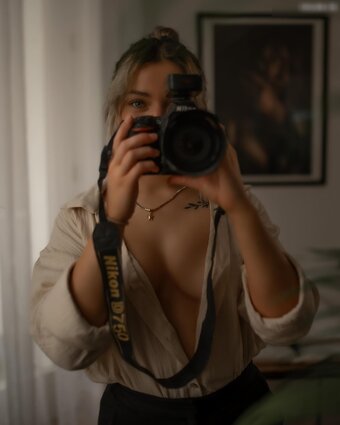 Sofie Richter Nude Leaks Photo 21