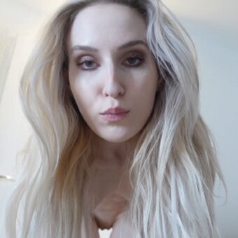 Sofie Skye / Sophia Love / sofieskye / sofieskyemodel Nude Leaks OnlyFans Photo 2