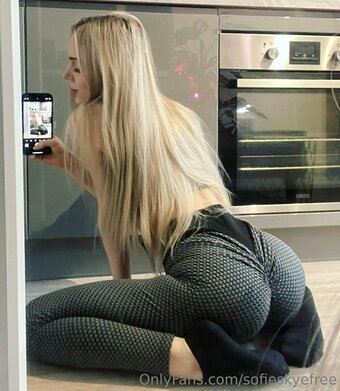 sofieskyefree Nude Leaks Photo 5