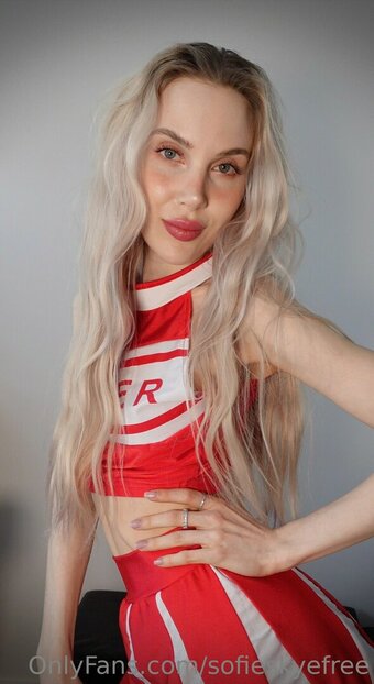 sofieskyefree Nude Leaks Photo 20