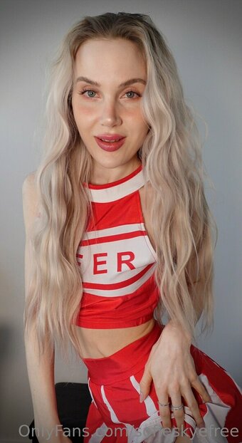 sofieskyefree Nude Leaks Photo 21