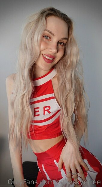 sofieskyefree Nude Leaks Photo 22