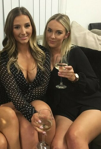 sofiespelta / karelyruizoficial Nude Leaks OnlyFans Photo 11