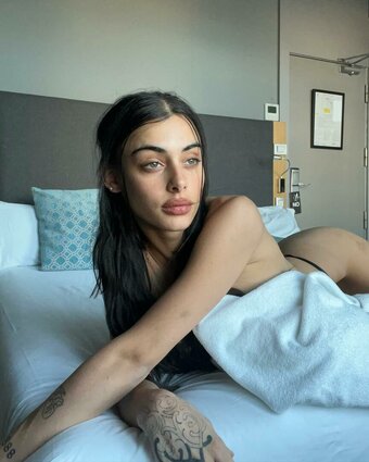 sofifernandez / sofif.10 Nude Leaks OnlyFans Photo 10