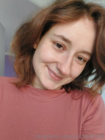 Sofinka / feen_tod / sofinkaspalace Nude Leaks OnlyFans Photo 1