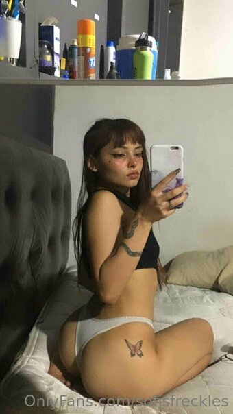 sofisfreckles Nude Leaks Photo 17