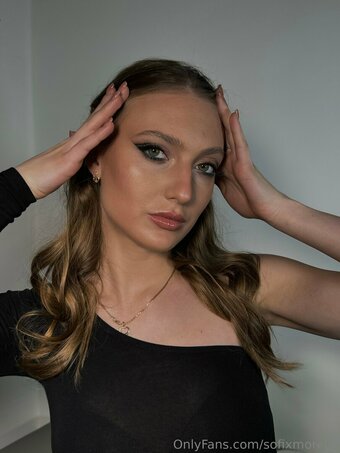 sofixmorello Nude Leaks Photo 39
