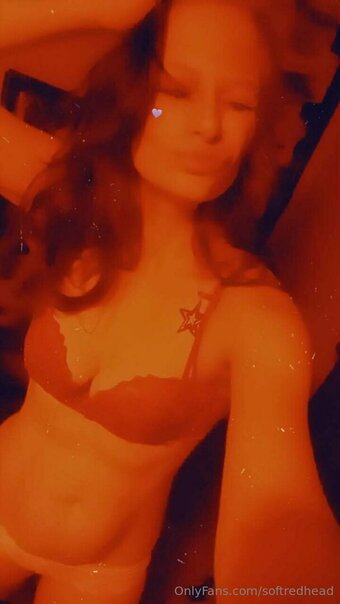 softredhead Nude Leaks Photo 3