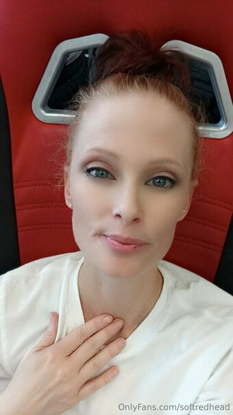 softredhead Nude Leaks Photo 25
