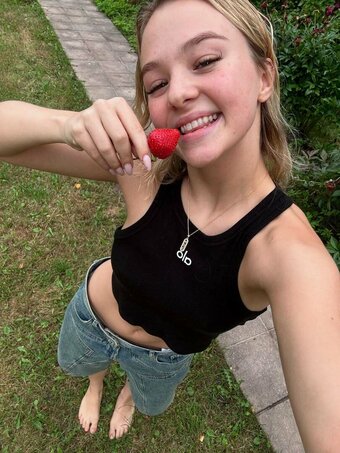 Sofya Plotnikova / sofyaplotnikova Nude Leaks Photo 3