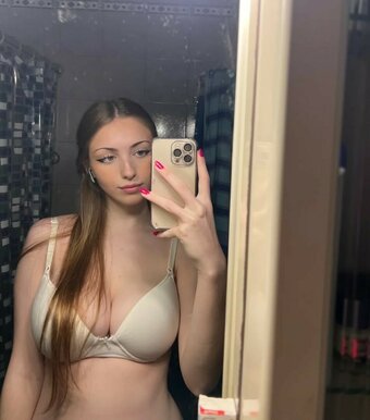 sofylotta / sofiaitalia2006 / sofybetto Nude Leaks OnlyFans Photo 2