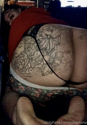 soiceytona Nude Leaks Photo 16