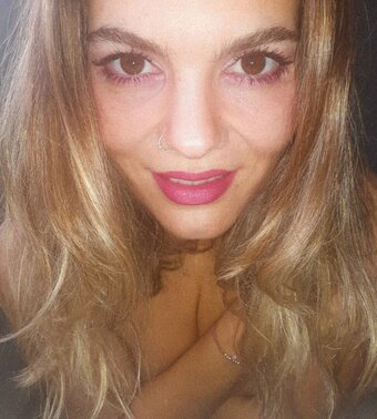 Sol Sanchez / sol.sanchez / sol_lois_x Nude Leaks OnlyFans Photo 23