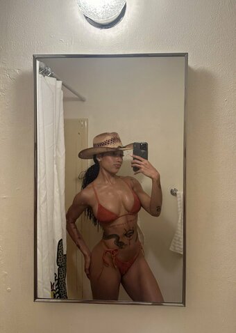 solesndsouls // Praying Mantis solesndsouls // Praying Mantis