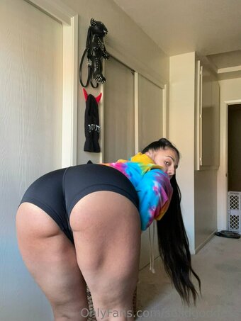 solidgoddess Nude Leaks Photo 7