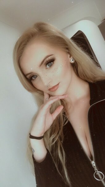 SomethingBee Nude Leaks OnlyFans Photo 3