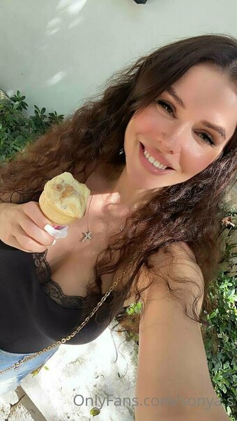 sonya.s Nude Leaks Photo 11