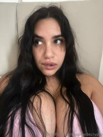 sophiedecrypte Nude Leaks Photo 29